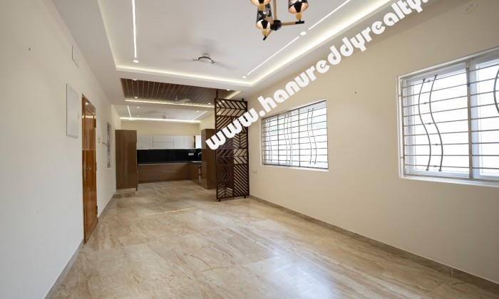 BHK Villa for Sale in Padur